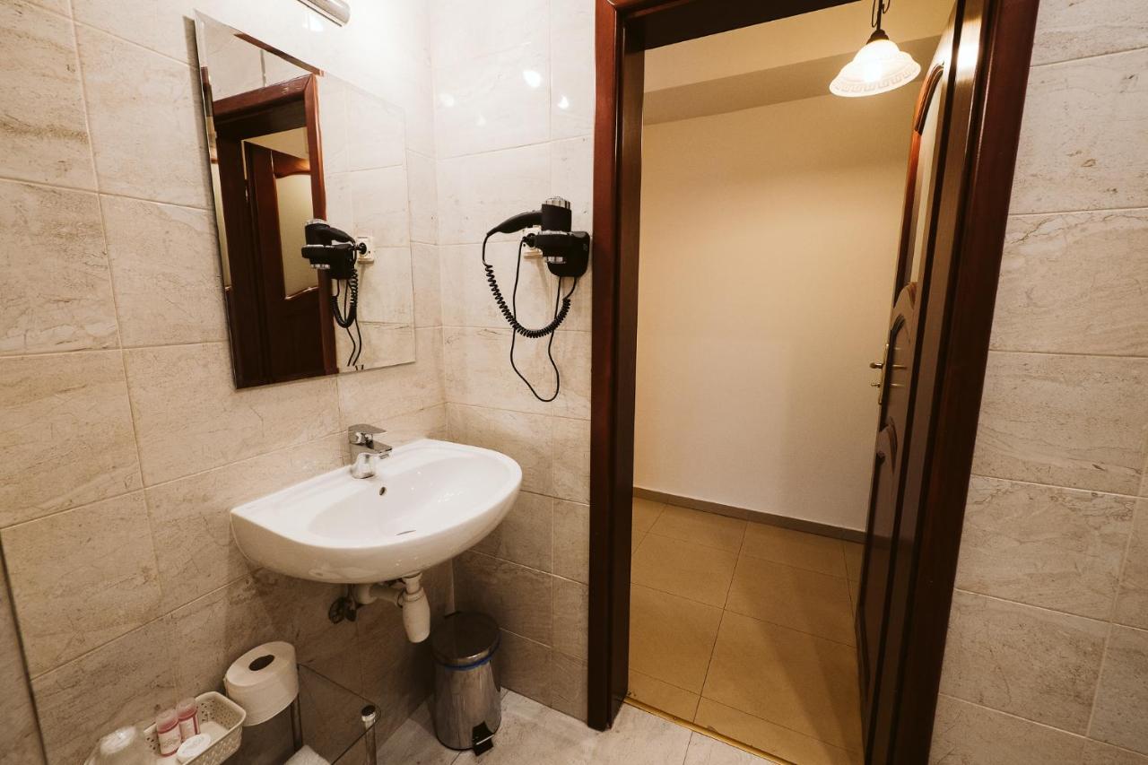 Hotel Groman Сенкоцин Экстерьер фото