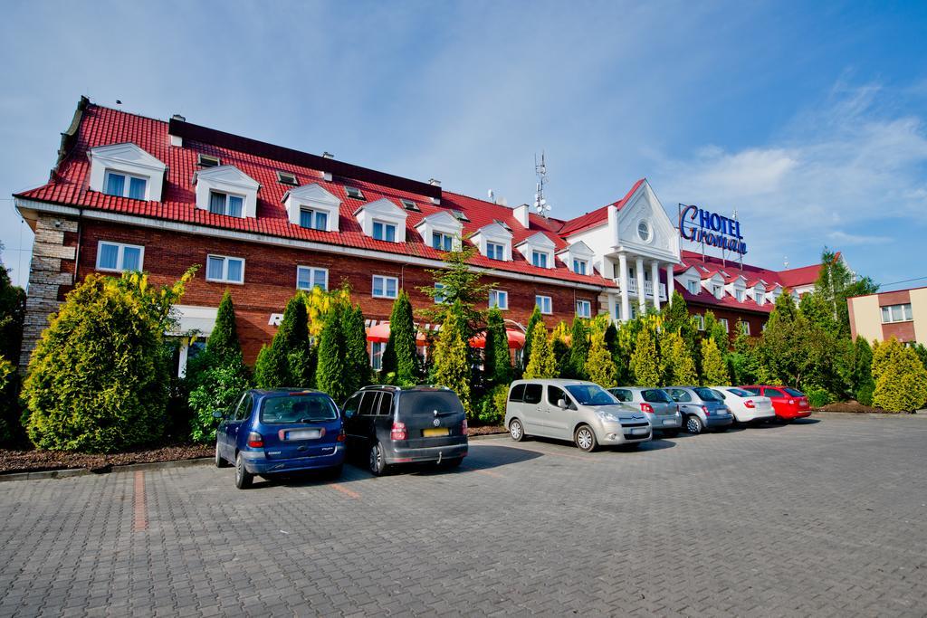 Hotel Groman Сенкоцин Экстерьер фото